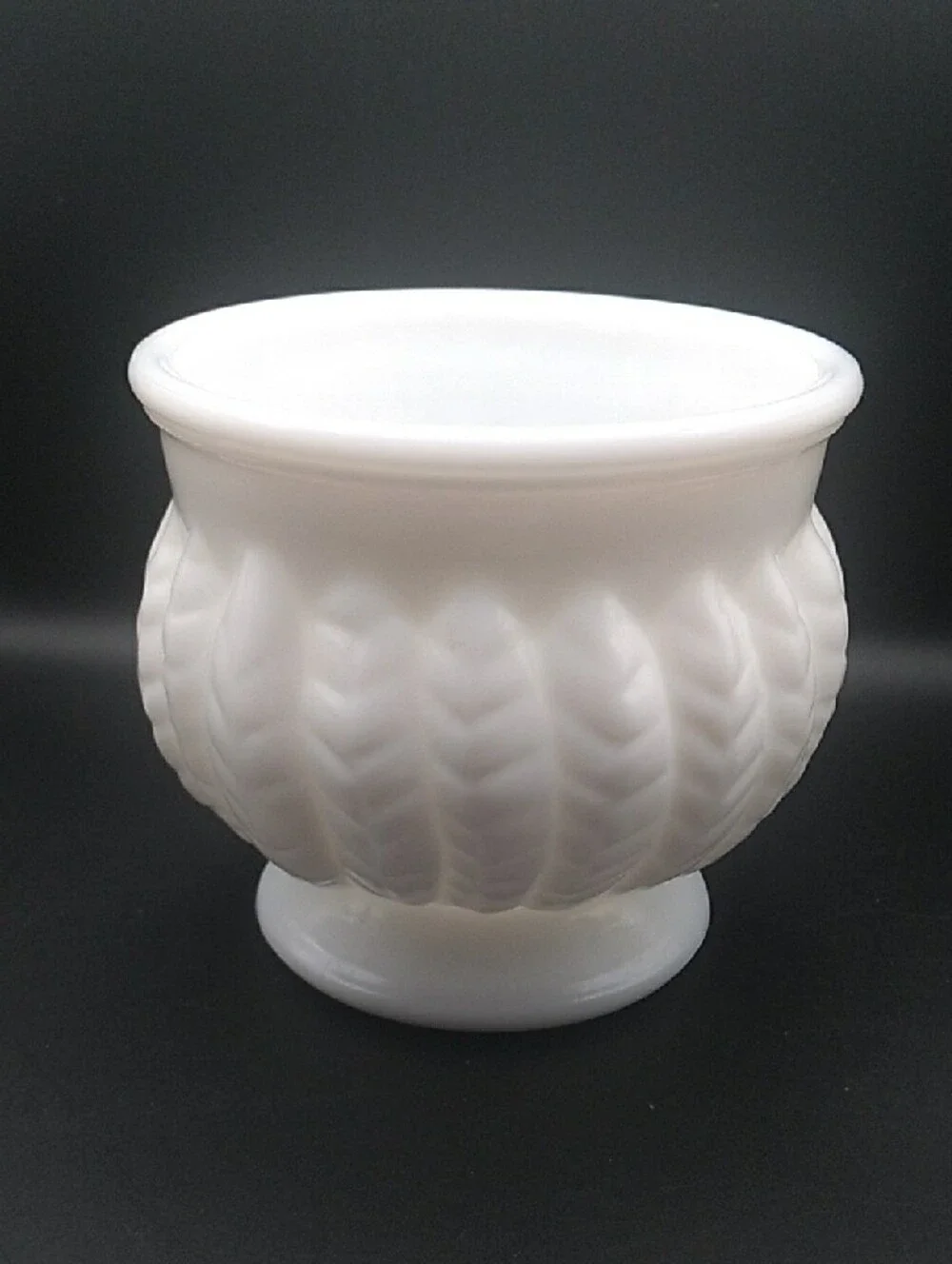 Vintage Randall Milk Glass Planter Vase (B8)